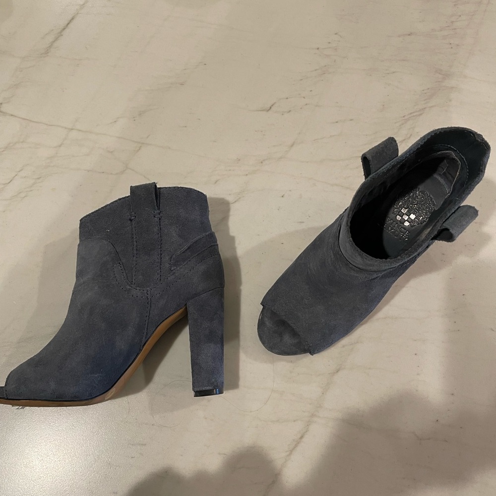 Slate grey suede open toed booties!